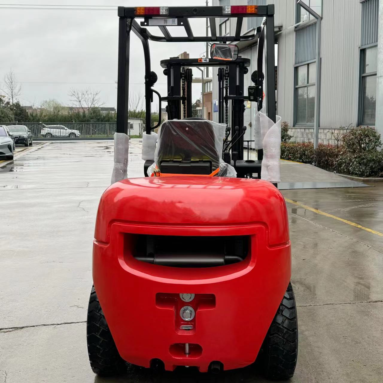 Diesel Engine Forklift 3m 3.5m 5.5m Lift Height Diesel Forklift With Side Shift