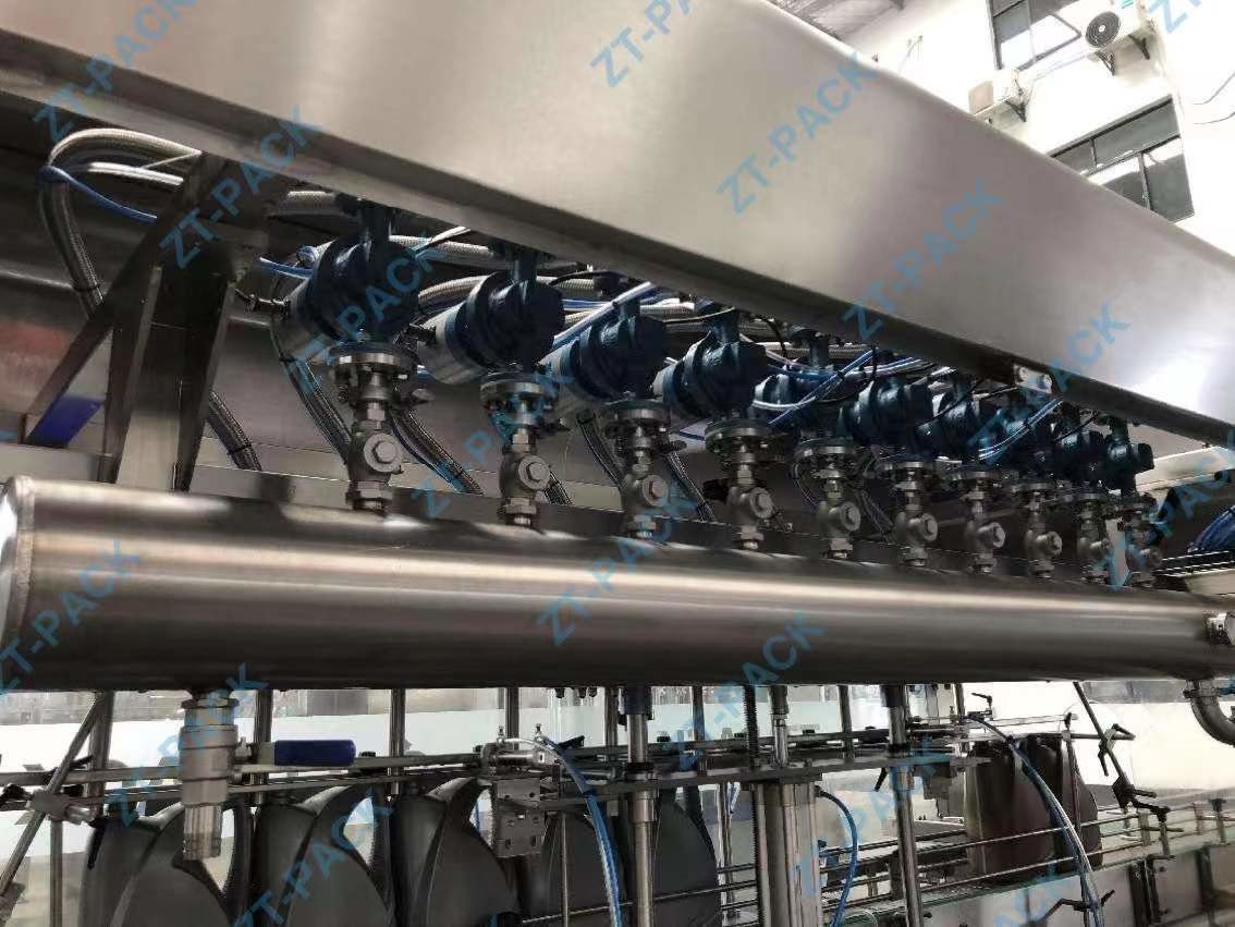 SS316 Flow Meter Lubricant Oil Engine Oil Grease fast speed 5000BPH Plastic Bottle Filling Machine
