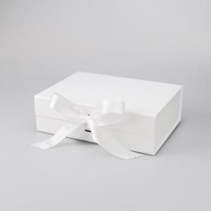 Wholesale Handmade Paper Box Packaging 600gsm Bow Packaging Box from china suppliers