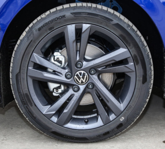 Golf 2023 280TSI DSG R-Line Gasoline Compact Car Hatchback 5 Door 5 Seats