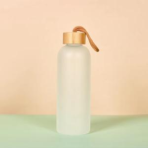 Wholesale Premium 500ml 750ml Glass Water Bottle Custom Sports Drink Bottles With Silicone Sleeve Stylish And Practical For Any Indoor And Outdoor Daily from china suppliers