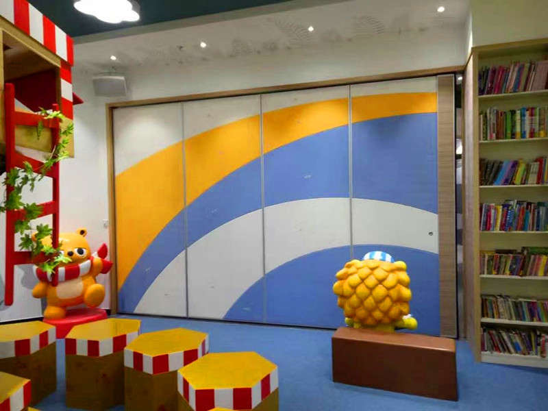 Sound Proofing Movable Wooden Foldable Partition Wall High Durability