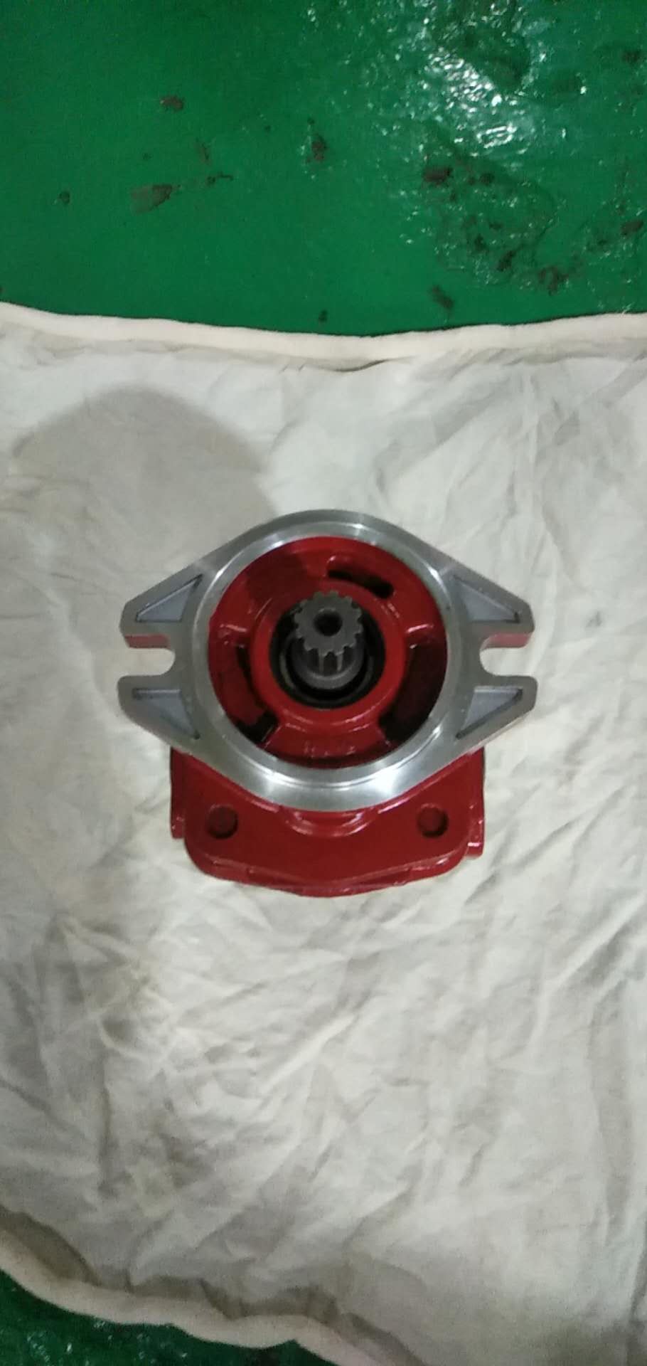 44083-60160 Stainless Steel Gear Pump Dump Truck Grader Crane hydraoulic pump