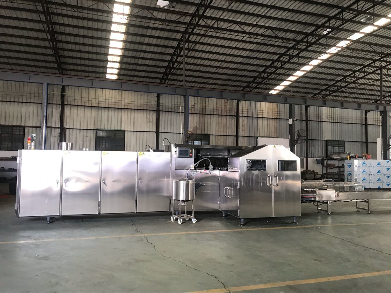 1800pcs/H 3.37 kw Rolled Sugar Cone Making Machine With Conveyor
