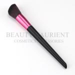 Matte Finished Angled Blush Brush Wooden Handle Makeup Brush 18.2cm