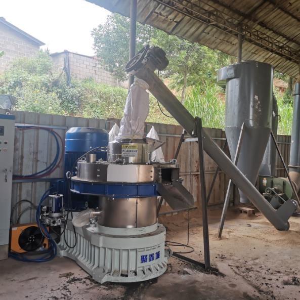 Industrial Wood Pellet Mill With Automatic Grease Pump for Roller Bearing