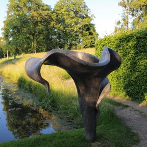 Wholesale Custom Decorative Large Garden Metal Bronze Landscape Sculpture Flower from china suppliers