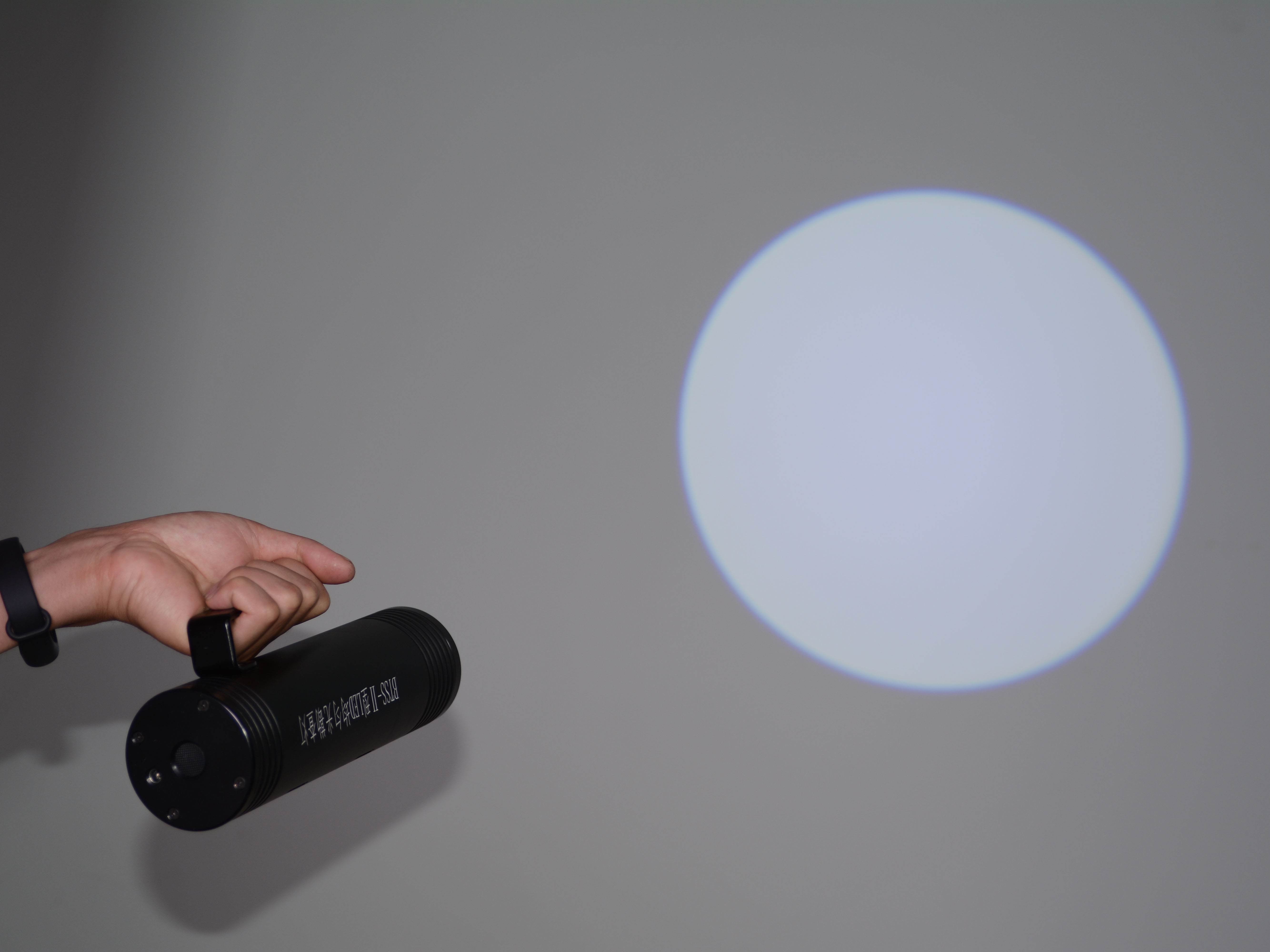 M039 BTSS-II LED uniform light search light (30W)