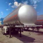 42000L 4 Compartments Super Single Tire Fuel Tank Truck Semi Trailer with Fuwa