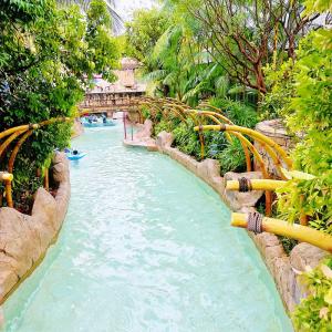 Wholesale Lazy River Adventure Park Tsunami Wave Pool For Adults And Kids from china suppliers