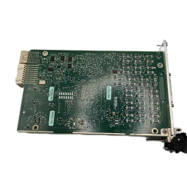 PXIe-6535 Electronic Test Instruments 32 Channel 10MHz 40MB/S Digital Input Output Module