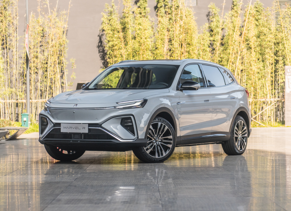 2023 White Pure Electric Suv Feifan Marvel R With Large Battery 170km/h High Speed And Supported Fast Charging