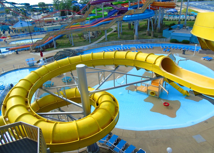 Large Boomerang Water Slide / Spiral Pool Slide Customized Load For Holiday Villa