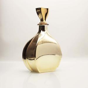 China Crystal Glass Stopper Brandy Glass Bottle Carafe Glass Bottle Golden Electroplating on sale