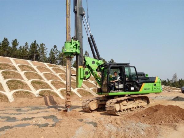 1500mm Auger Hydraulic Piling Rig Machine Earth Drills 30rpm For Excavator