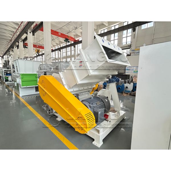 Plastic Pet Bottles PP PE Flakes Recycling Crushing Crusher Machine