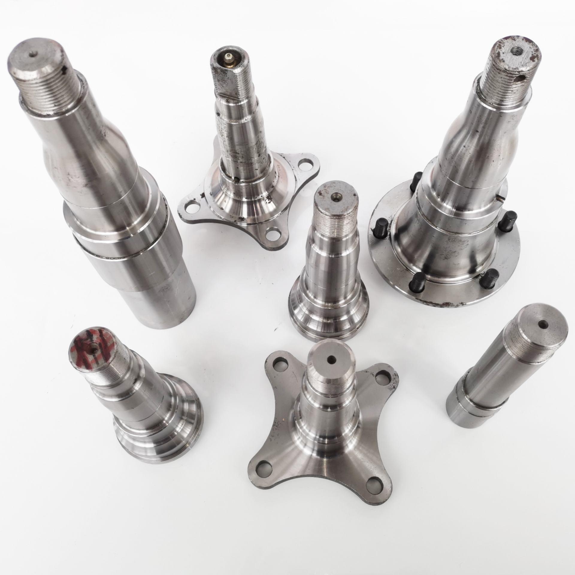 Carbon Steel Antirust Trailer Axle Spindle , Sand Blast High Precision Forging Parts
