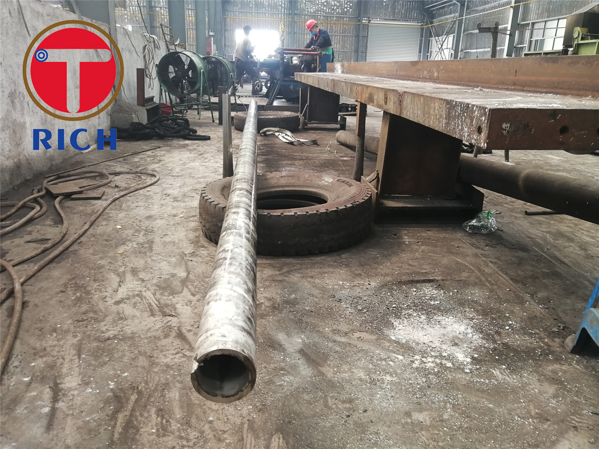 304L Seamless OD133mm Stainless Steel Round Pipe