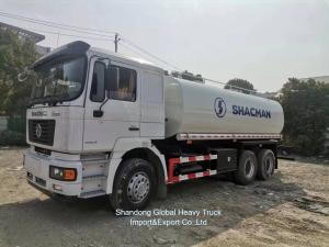 Wholesale Sinotruk HOWO 4*2 6X4 20000 Liters Water Tanker Mini Truck from china suppliers