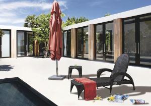 Wholesale hotel garden sun lounger rattan chaise lounge from china suppliers