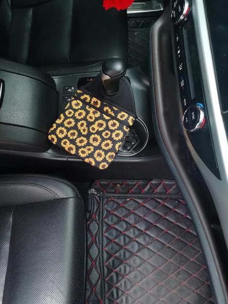 Car Trash Bag Mini Car Accessories Neoprene Small Garbage Can For Storage