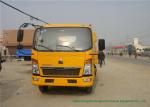 HOWO Light Duty Flatbed Tow Truck Carrier For Car / SUV Road Recovery 3 - 5 Ton