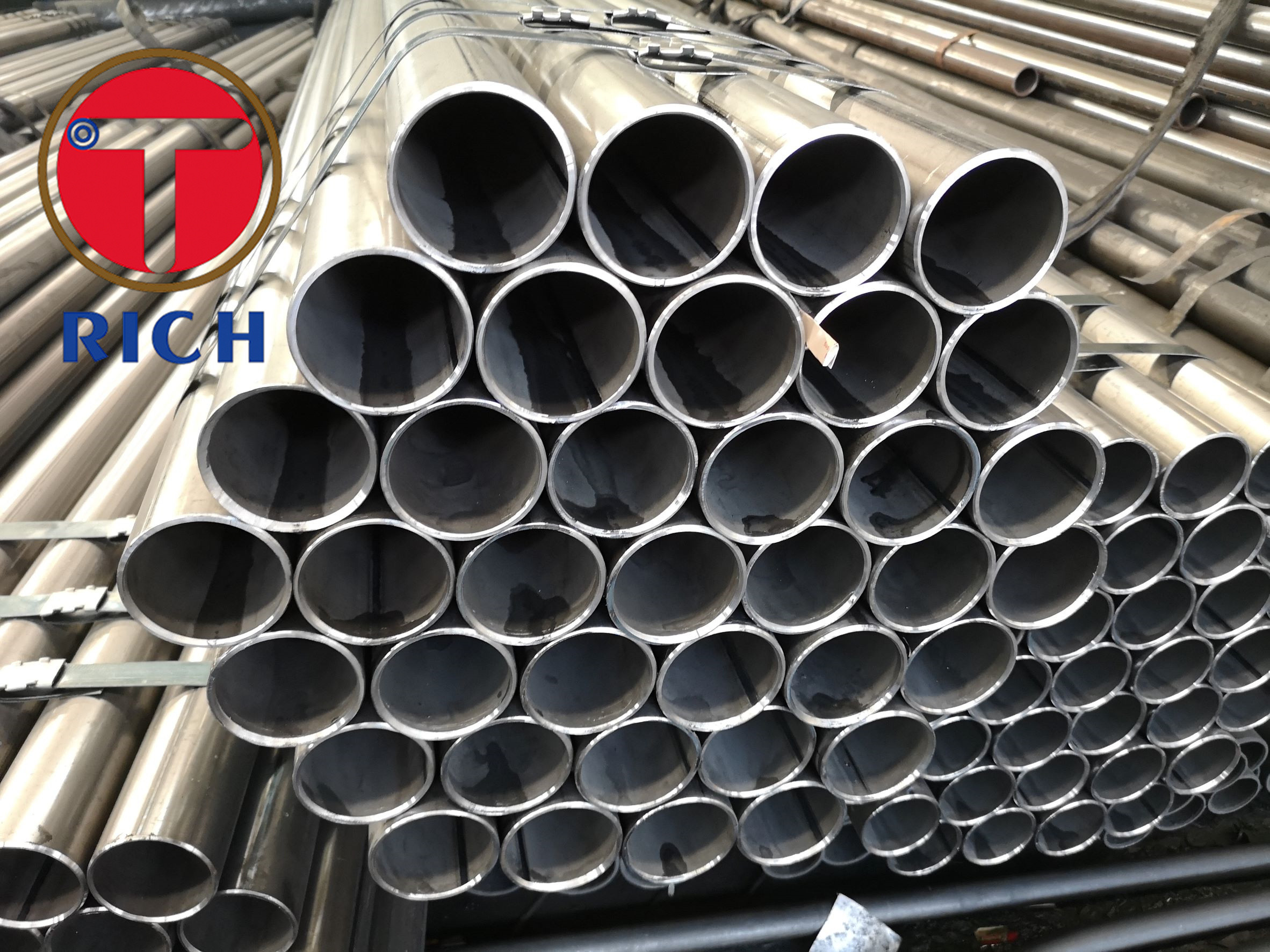 Customized Stainless Steel Tube Seamless Pipe 200series 300series 304 316
