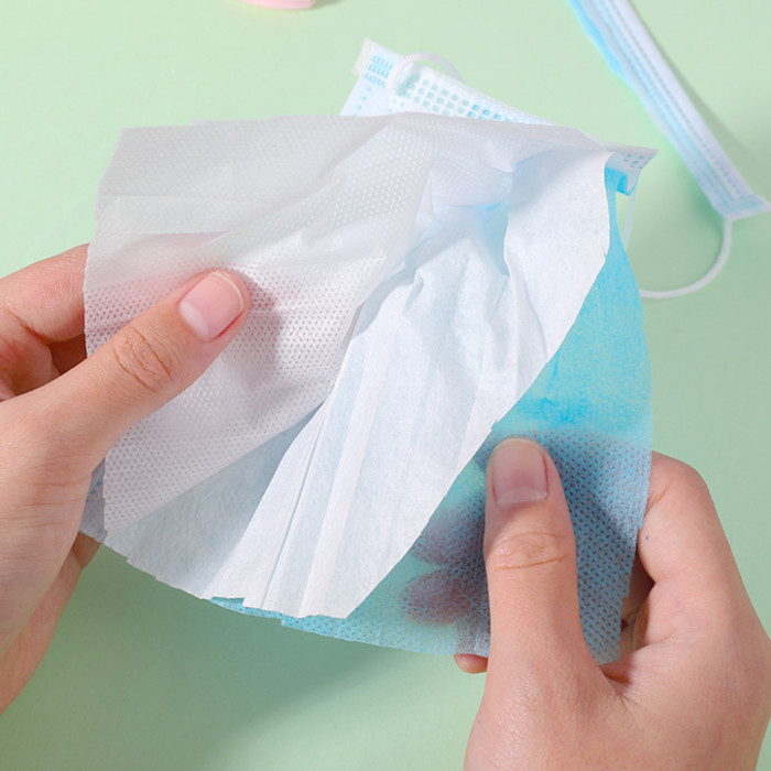 3 Layers Disposable Breathing Mask Melt Blown Non Woven Fabric Material