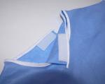 EN13795-1 Liquid Proof PP PE SMS Disposable Hospital Gown