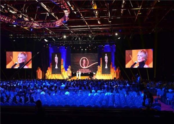 P3.91 Full HD Hanging LED Display / Led Video Panel Rental 1/16 Scan 2880Hz