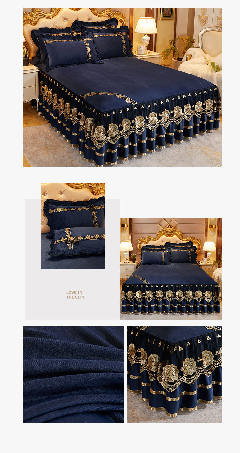 Luxury Embroidery Label Comfortable Wedding Quilt Bedding Set with Cotton Filling