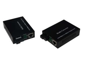 Wholesale 10 100 1000M Gigabit Media Converter Multimode 550m SC / ST / FC Optional from china suppliers