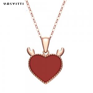 China 3gram 15.7in Sterling Silver Heart Pendant Necklace Trendy Deer Antler Heart Necklace on sale