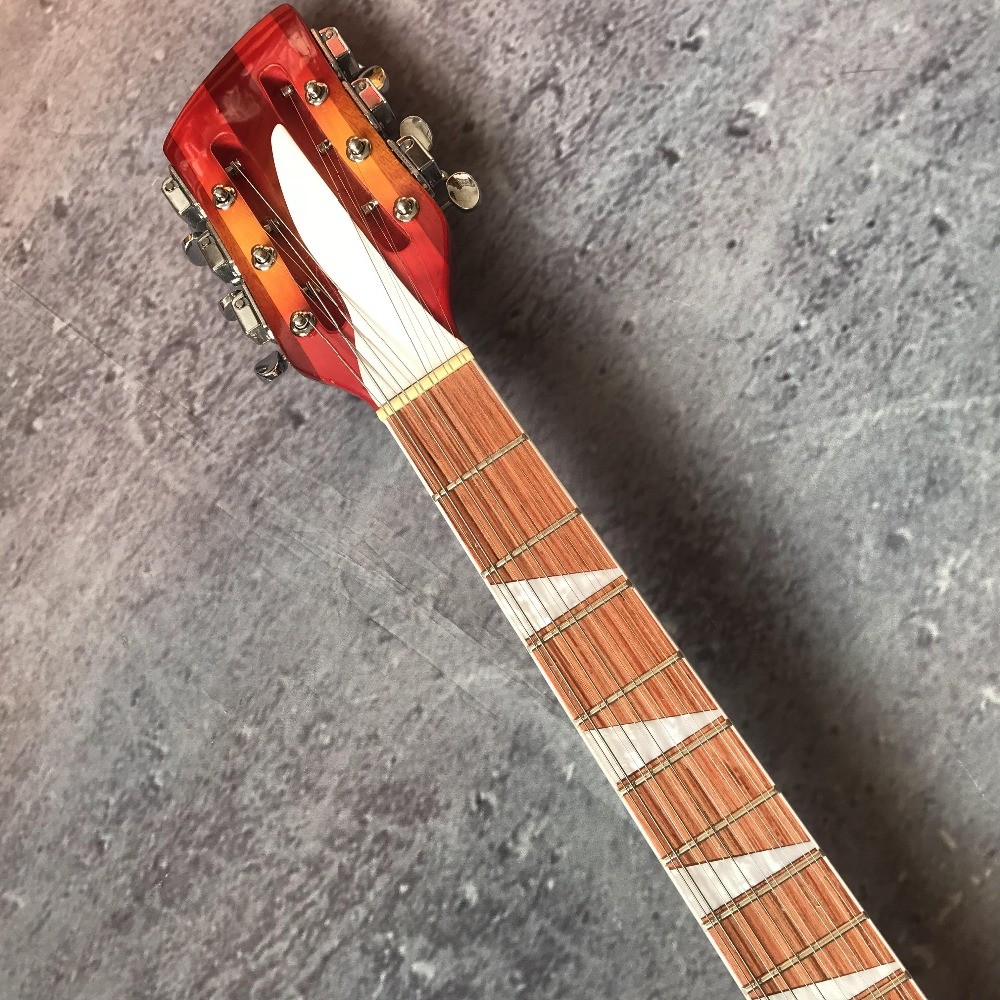 12-strings 360 electric guitar, with two outputs, lacquered sheen on the mahogany fingerboard