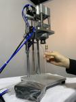 Manual Hand Pneumatic Pedal Control Pneumatic Perfume Crimping Machine Glass