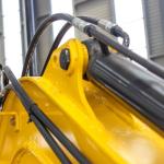 3365mm Dumping Height Mini Excavator For Farm Use Hydraulic Transmission