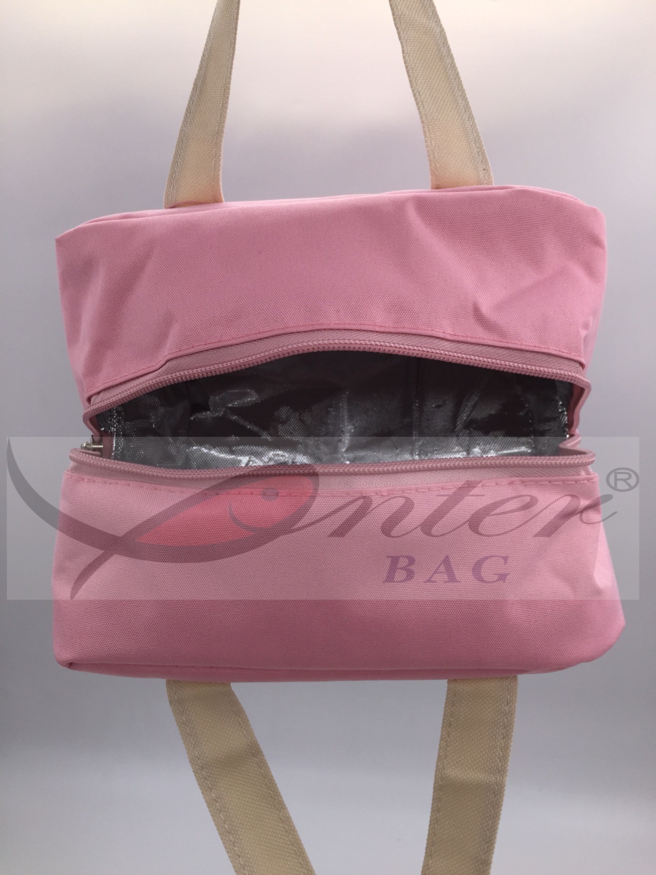 Pink 420D Polyester Travel Cooler Bag Anti Moisture Strong Impact Resistance