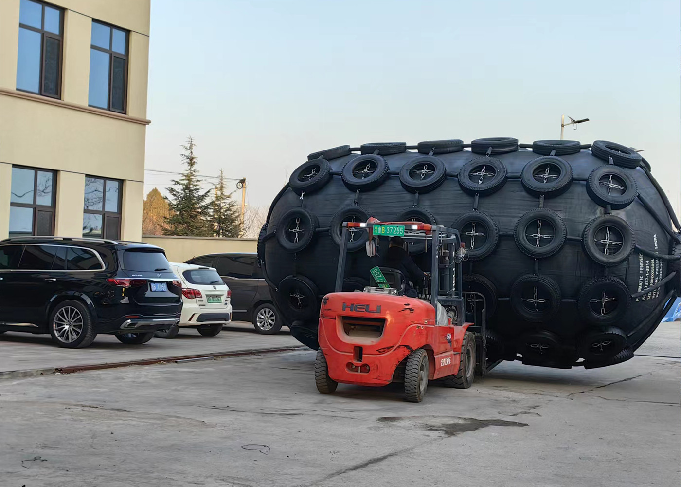 Customized Wharf Protection Fender For Temperature Range -20-50°C