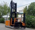 Electric Three Way Stacker Forklift 1500kg 6000mm Lifting Height