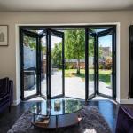 Exterior Frameless Bifold Commercial Aluminum Glass Doors Folding Type With