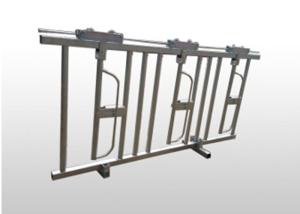 Wholesale Heavy Duty Construction Cattle Headlock Feeder Dairy Cattle Equipment Galvanized Surface from china suppliers