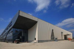 Wholesale Curtain Wall Designed Pre-engineered Steel Frame Modern Prefab Workshop Building from china suppliers