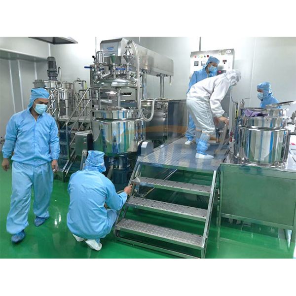 Steam Heating Cosmetics Mixing Machine For Liquid Soap 200L TouchScreen Control