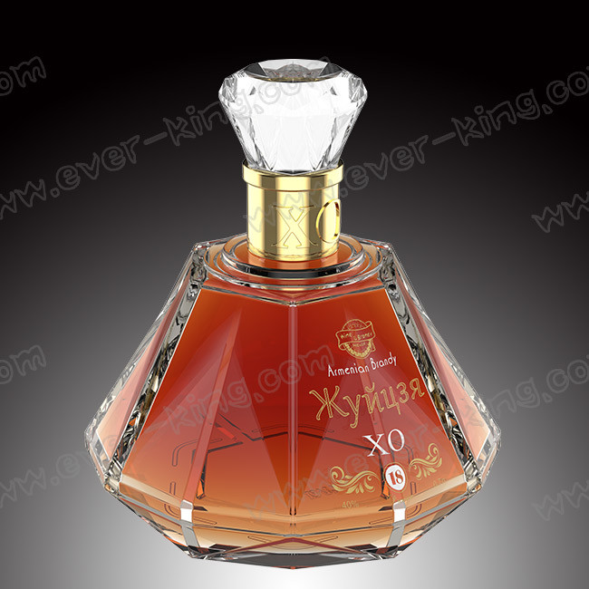 Luxury Crystal Brandy Glass Bottle 700Ml With Glass Cap