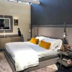 3.2x2.2m Luxury Italian Bedroom Sets , Matted Leather Modern King Size Platform