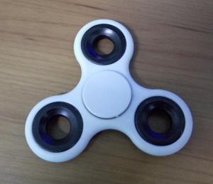 Wholesale Fidget spinner target stress reducer ceramic bearing light hand spinne 2017 HOT sell from china suppliers