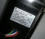 Yaskawa SGM-02A3G46 AC SERVO MOTOR 200W 200V 2A 3000RPM NEW