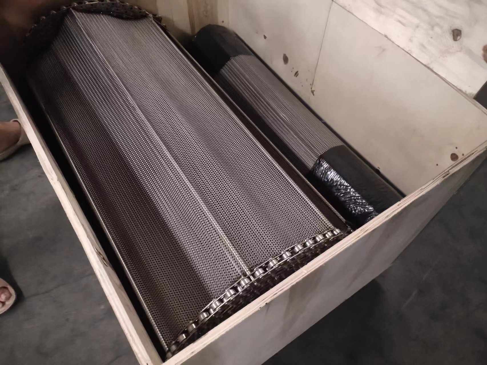 conveyor belt mesh