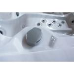 Electric Rectangular Hot Tub With 73 Jets And 16 Air Jets