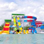 Multicolored Amusement Park Water Slide Straight Tube Slide 23m Length